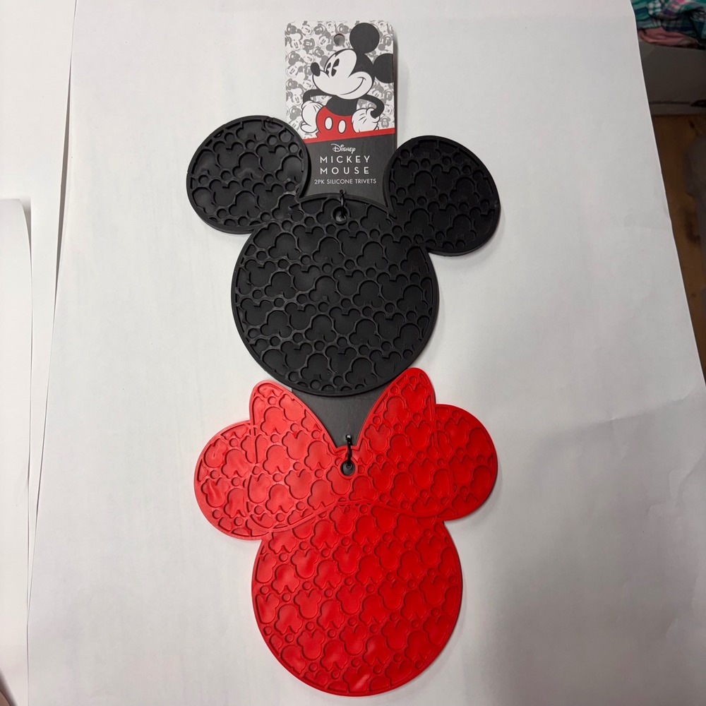 Disney Mickey Mouse Minnie Mouse 2Pk Silicone Trivets Black Red Kitchen Set NEW